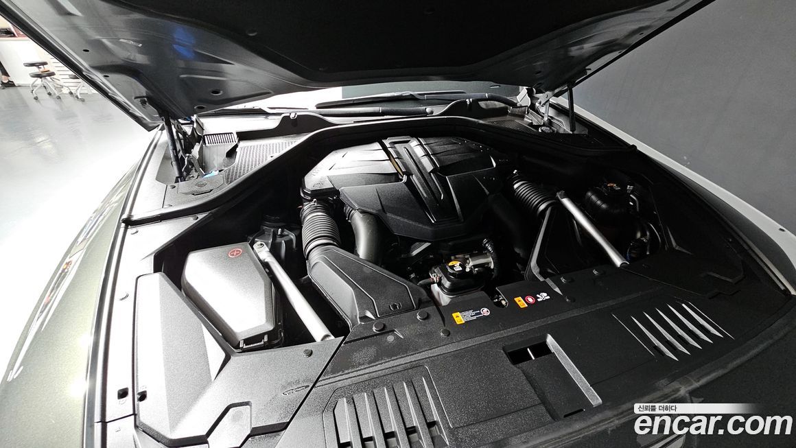 Genesis GV80 2025