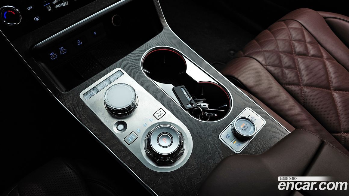 Genesis GV80 2025