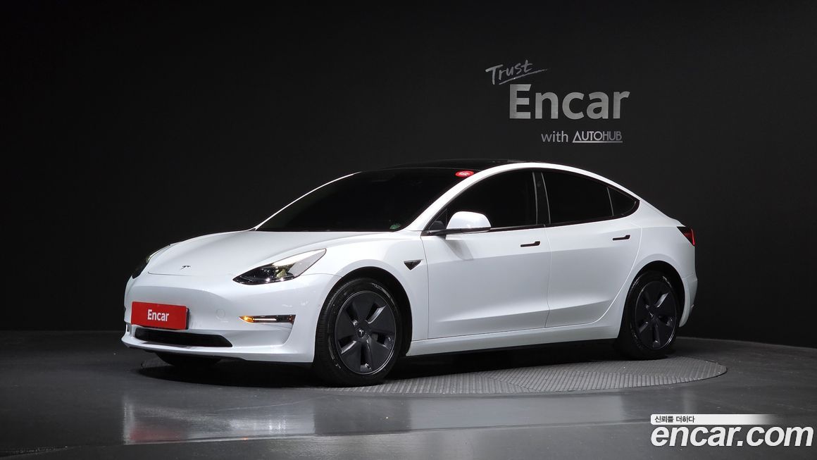 Tesla Model 3 2022