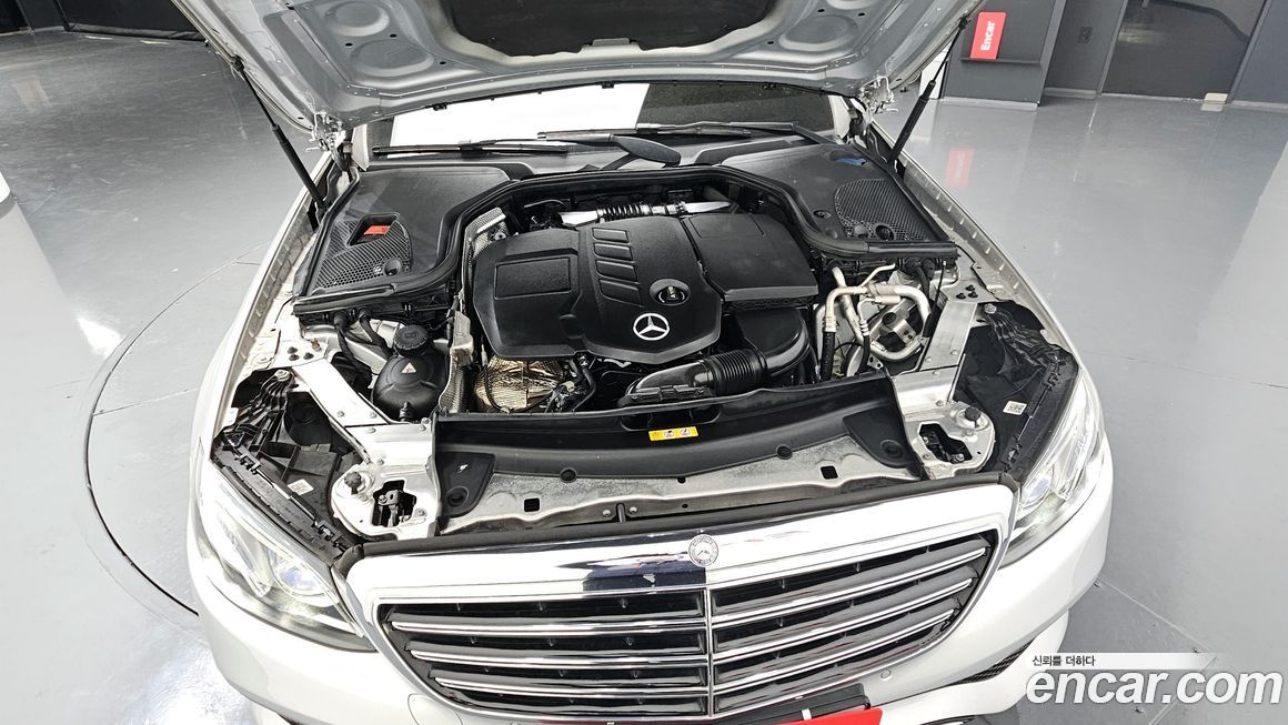Mercedes-Benz E-Class 2017