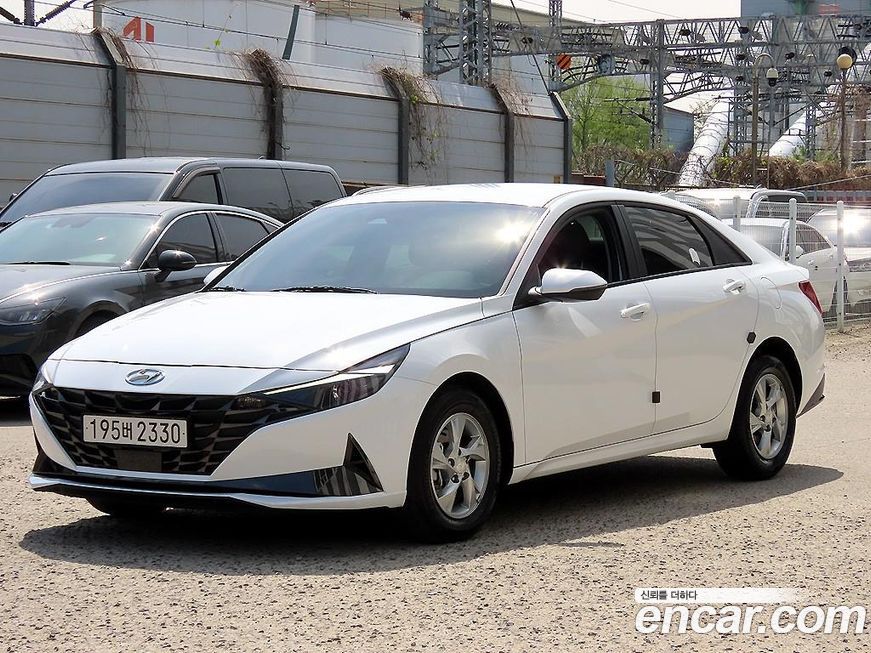 Hyundai AVANTE 2023