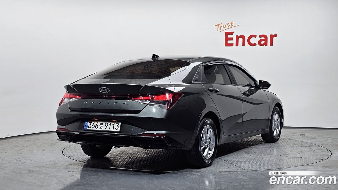 Hyundai AVANTE 2021