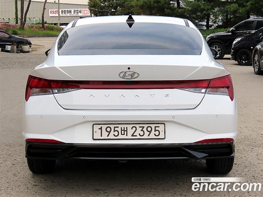 Hyundai AVANTE 2023