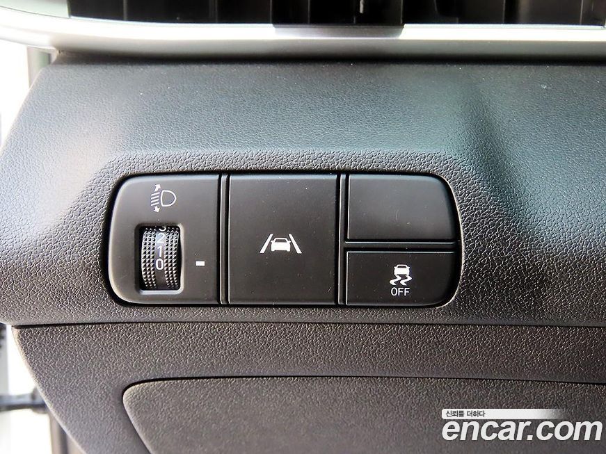 Hyundai AVANTE 2023