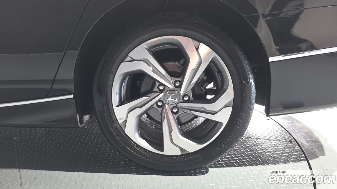 Honda Accord 2019
