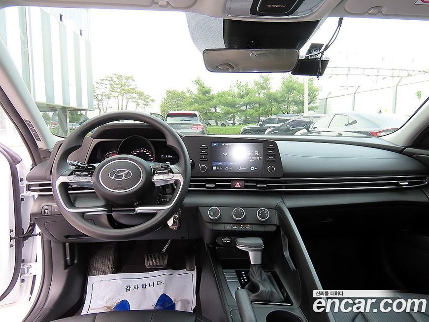 Hyundai AVANTE 2023