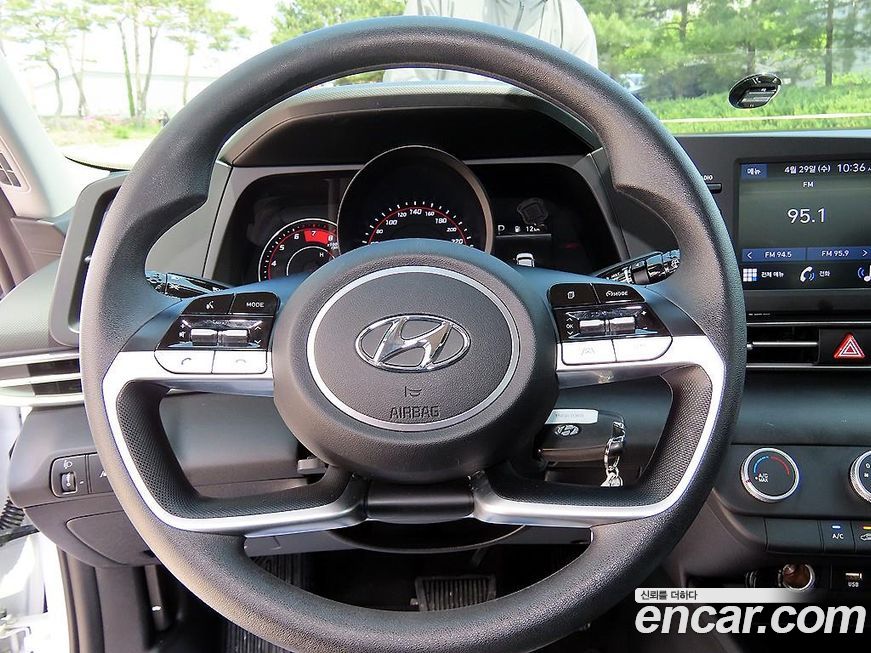Hyundai AVANTE 2023