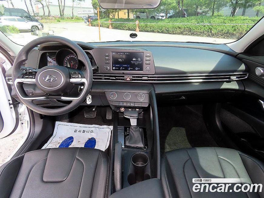 Hyundai AVANTE 2023
