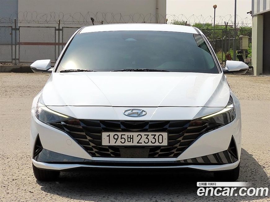 Hyundai AVANTE 2023