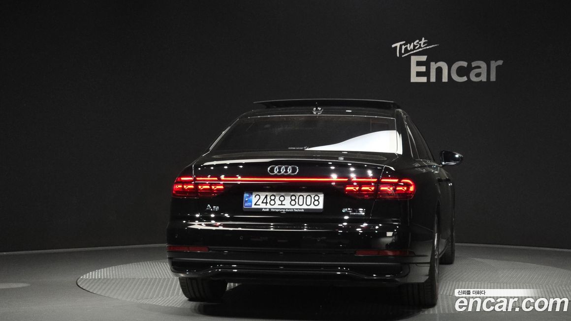 Audi A8 2023
