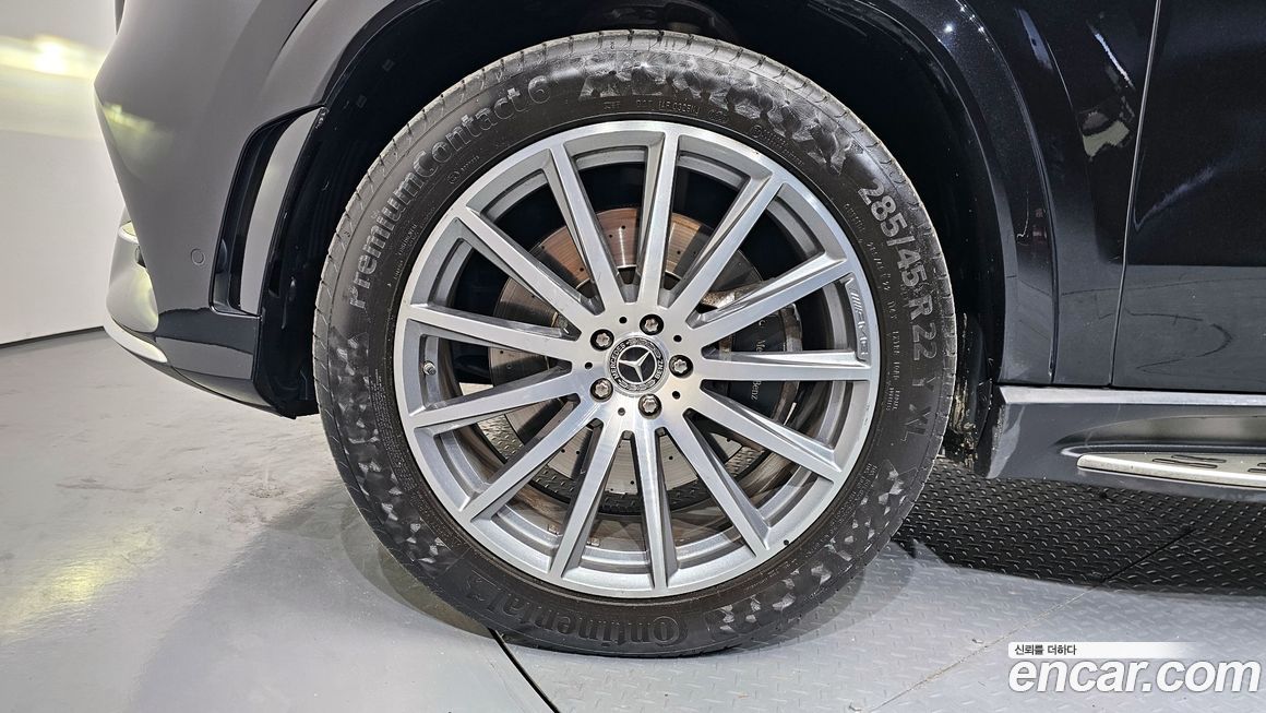 Mercedes-Benz GLS-Class 2020