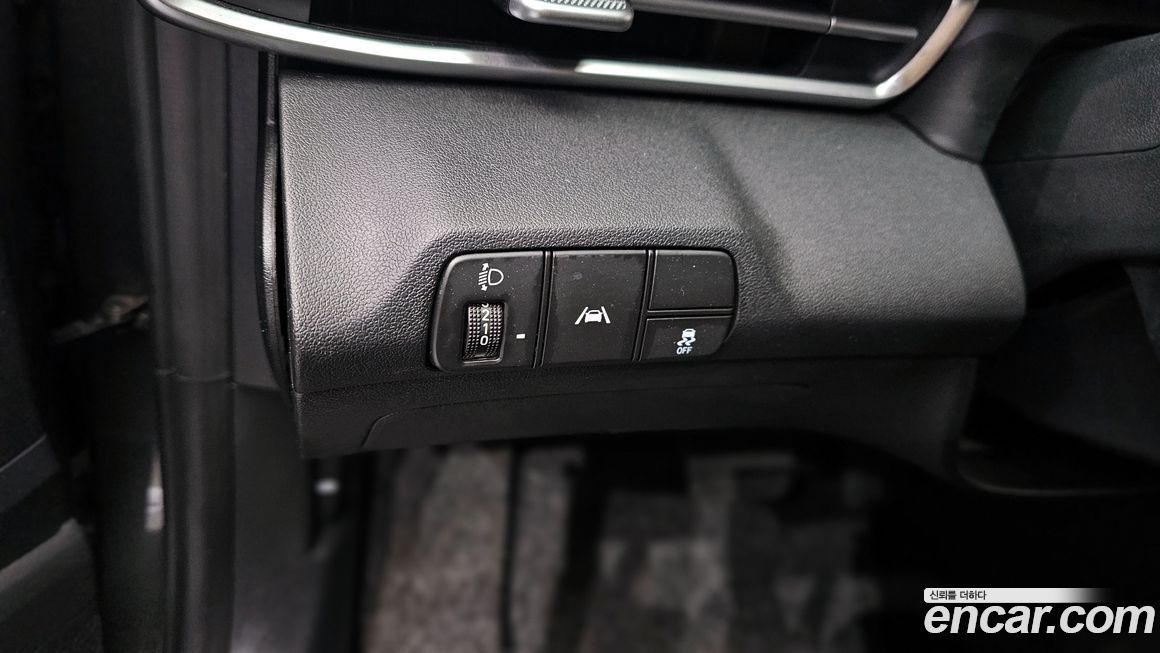 Hyundai AVANTE 2021