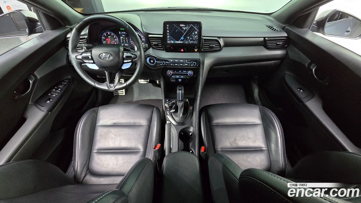 Hyundai Veloster 2021