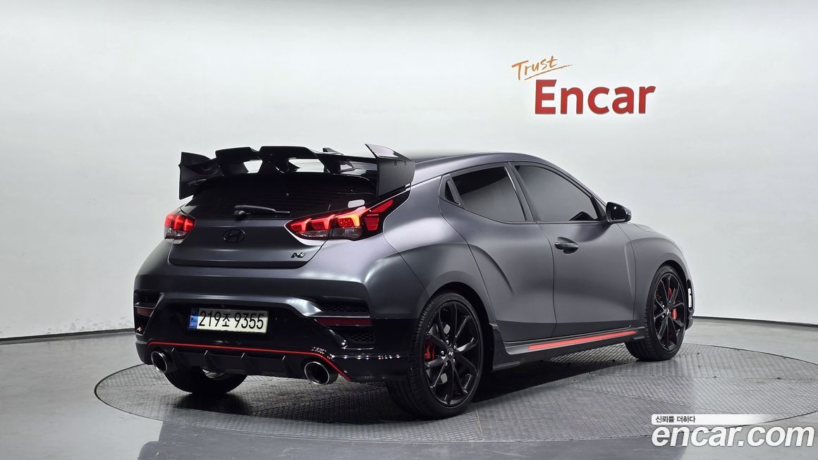 Hyundai Veloster 2021