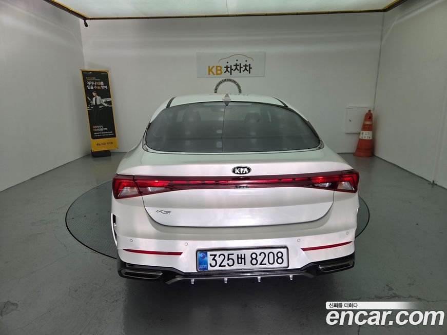 Kia K5 2021