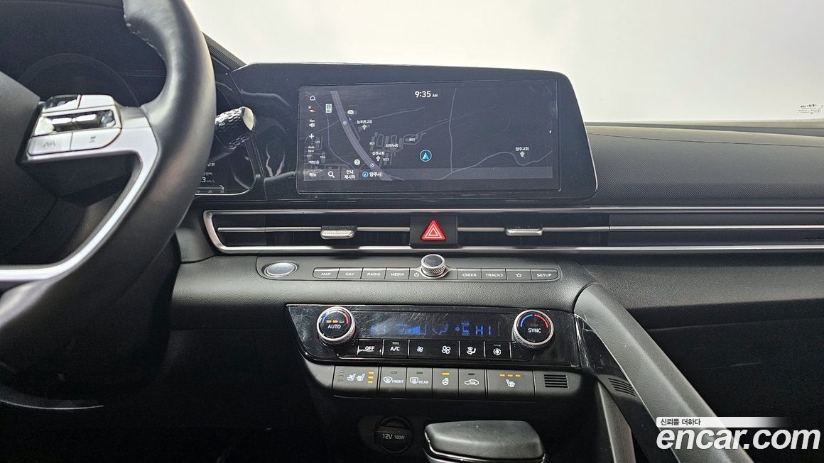 Hyundai AVANTE 2021