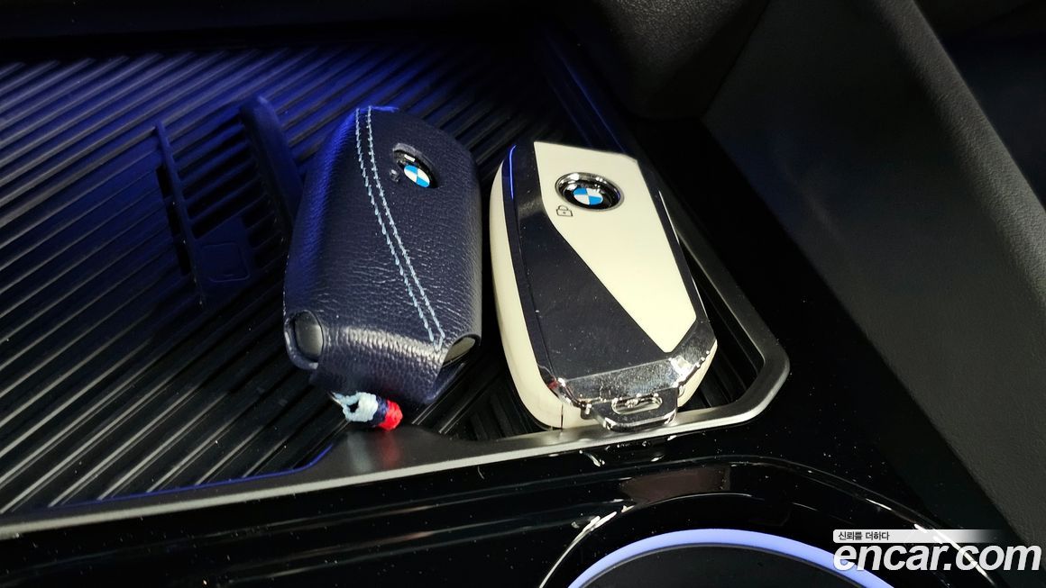 BMW 5-Series 2024