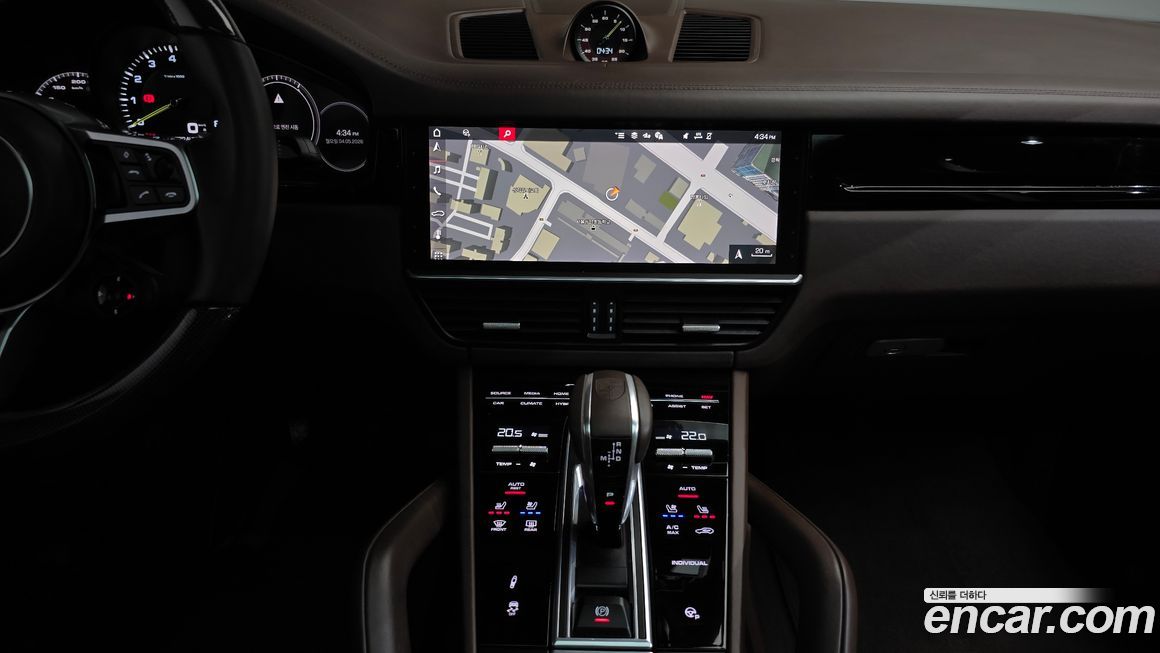 Porsche Cayenne 2021