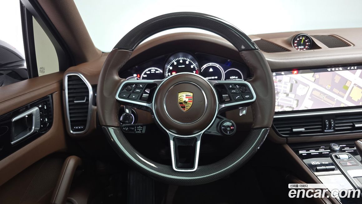 Porsche Cayenne 2021