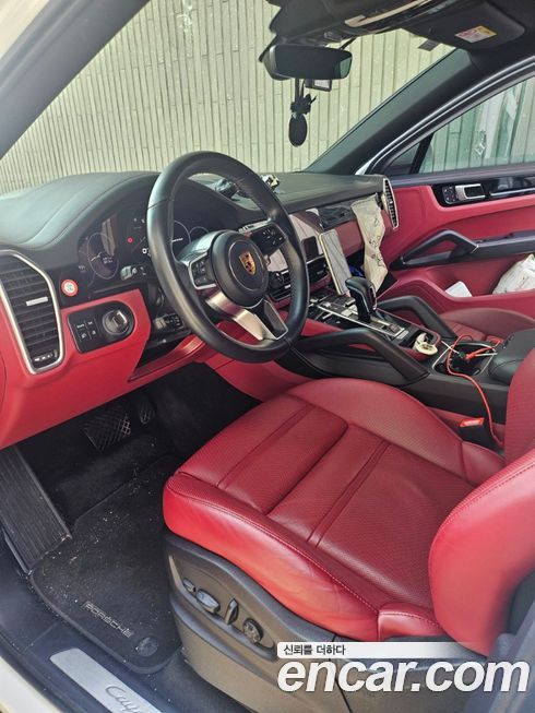 Porsche Cayenne 2023