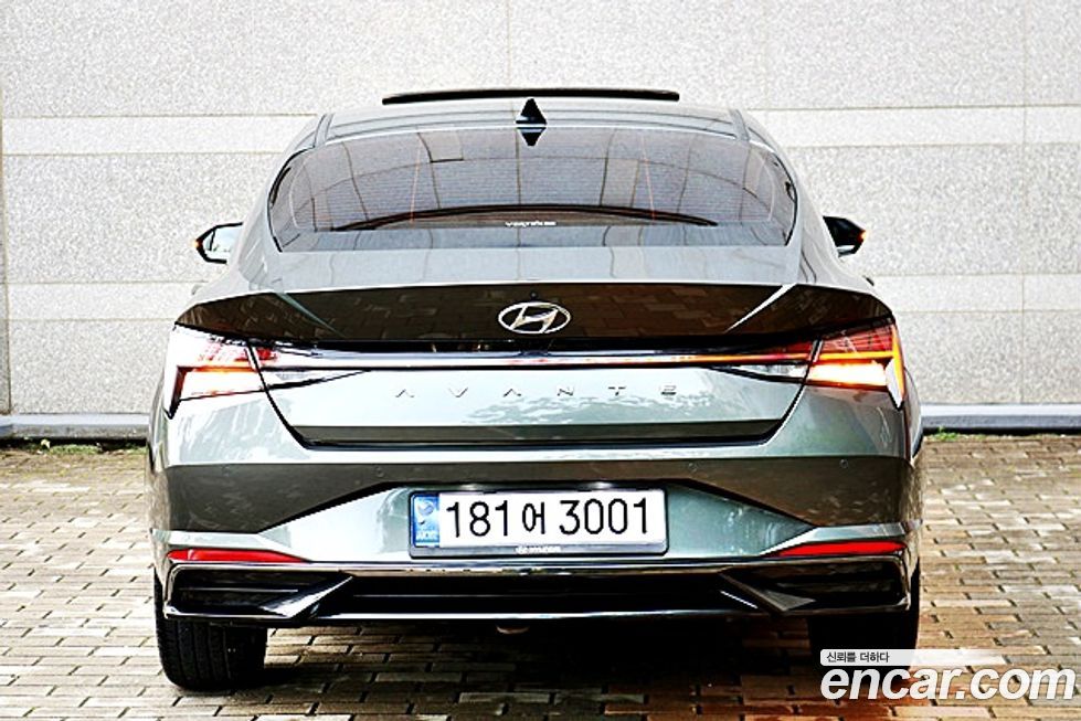 Hyundai AVANTE 2021