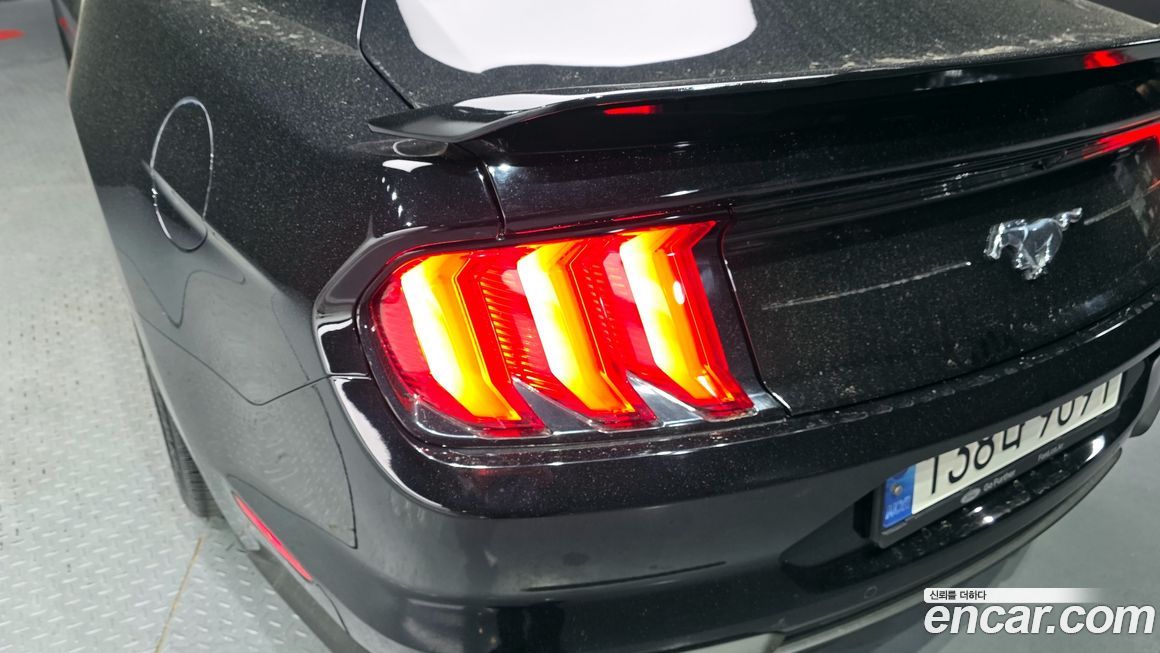 Ford Mustang 2021