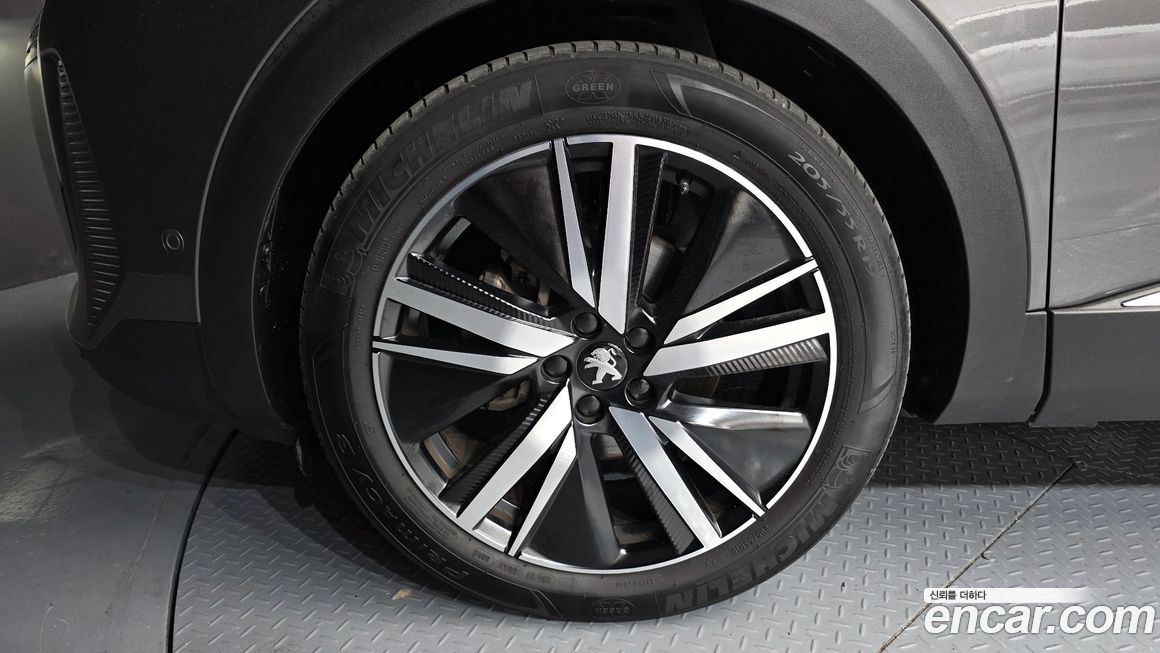 Peugeot 5008 2023