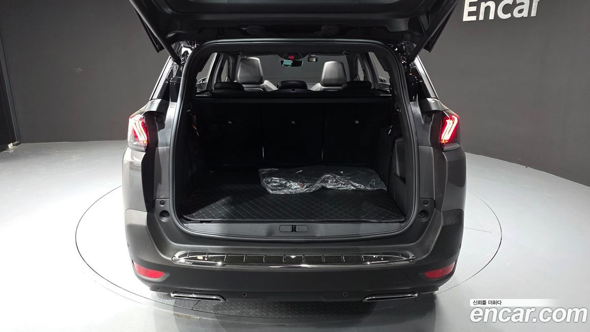 Peugeot 5008 2023