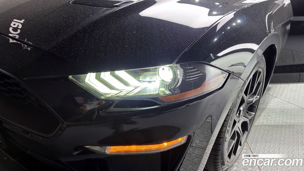 Ford Mustang 2021