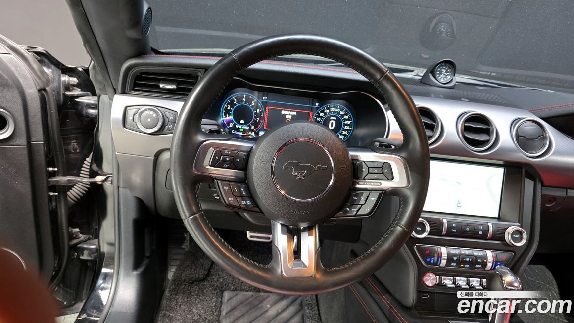 Ford Mustang 2021