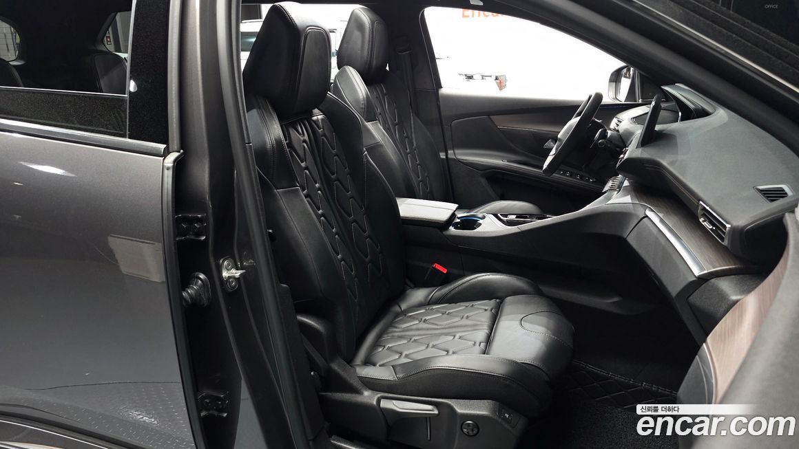 Peugeot 5008 2023
