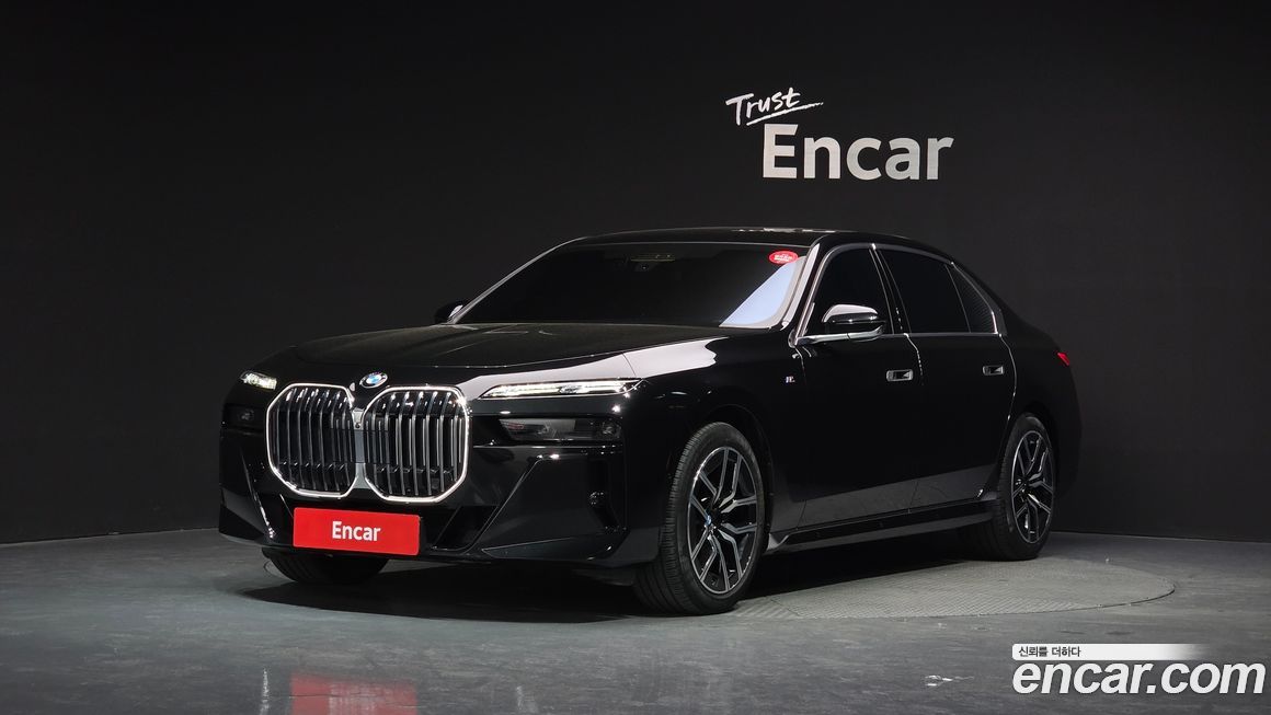 BMW 7-Series 2024