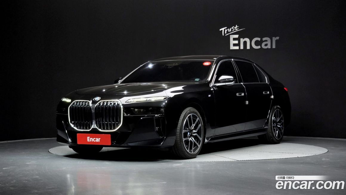 BMW 7-Series 2024
