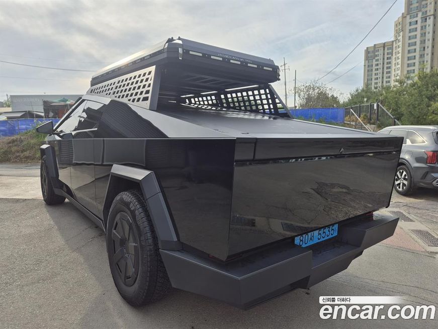 Tesla Cybertruck 2024