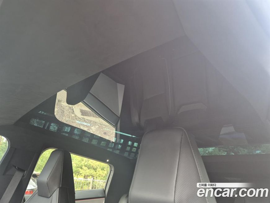 Tesla Cybertruck 2024