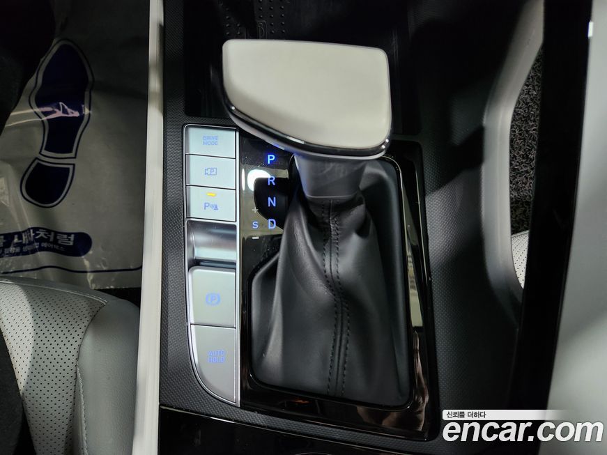 Hyundai AVANTE 2021