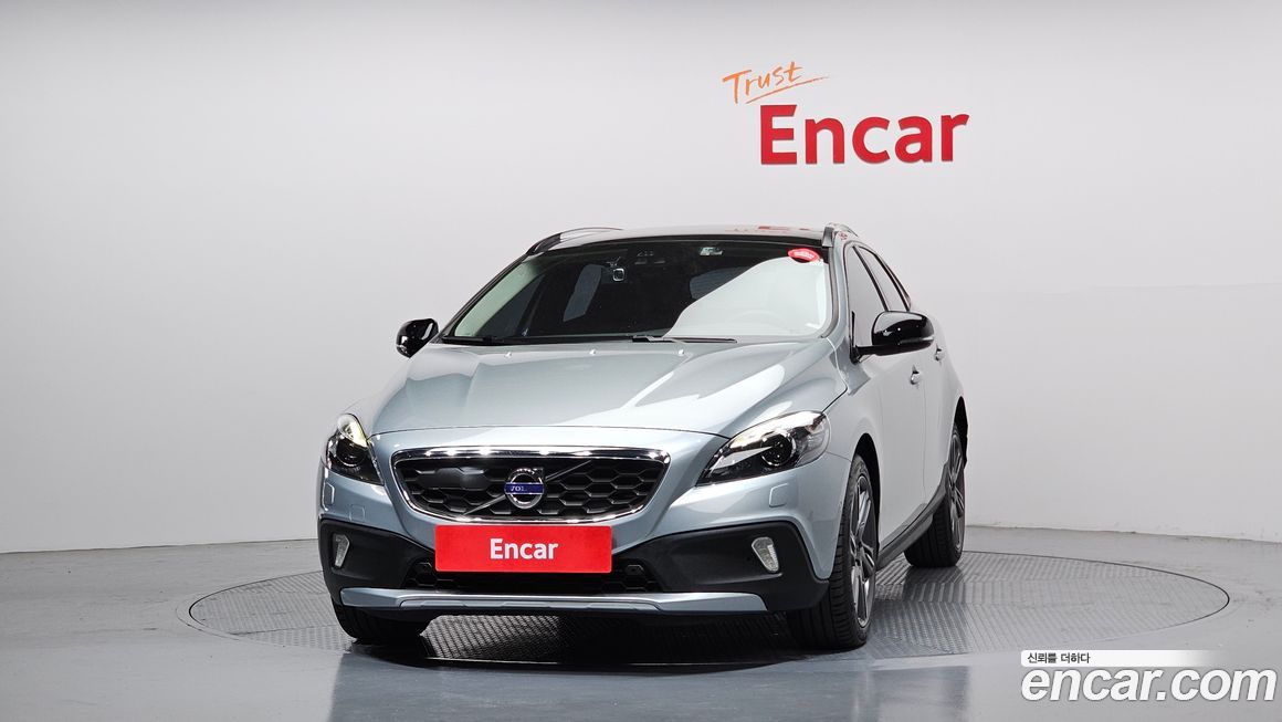 Volvo V40 2015