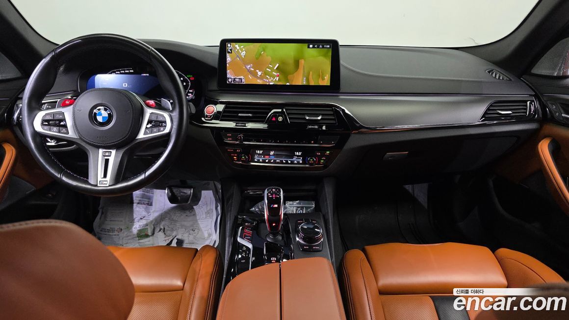 BMW M5 2022