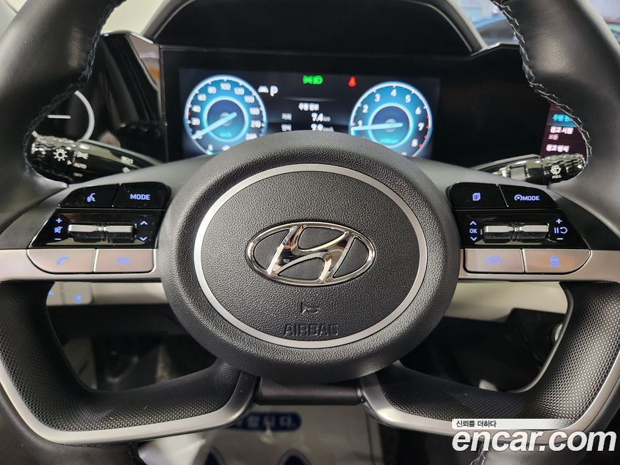 Hyundai AVANTE 2021