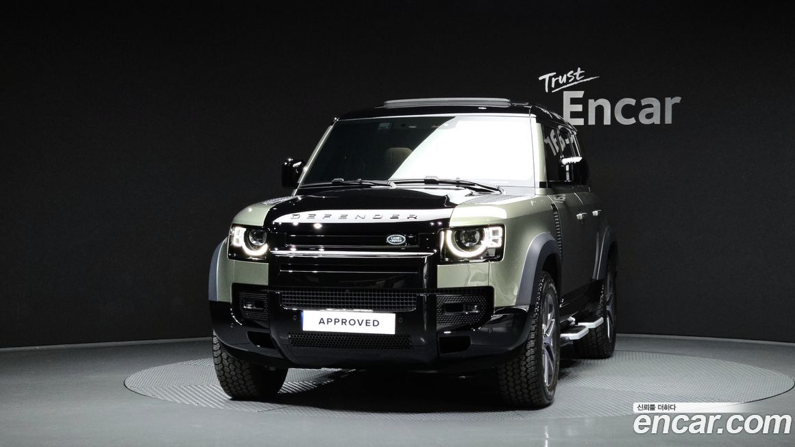 Land Rover Defender 2025