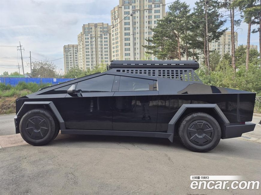 Tesla Cybertruck 2024