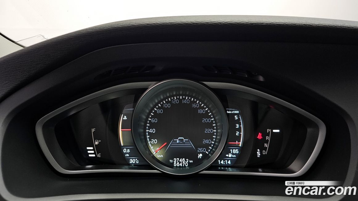 Volvo V40 2015