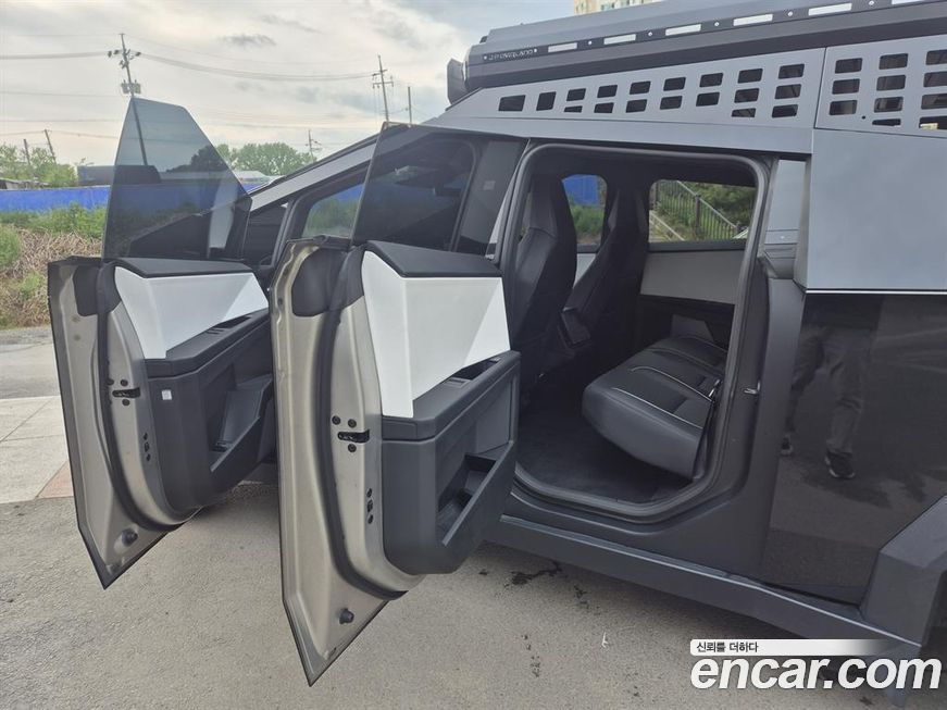 Tesla Cybertruck 2024