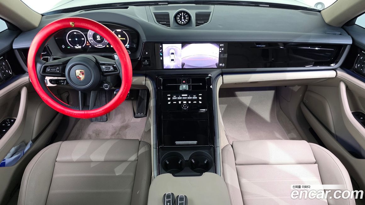 Porsche Panamera 2025