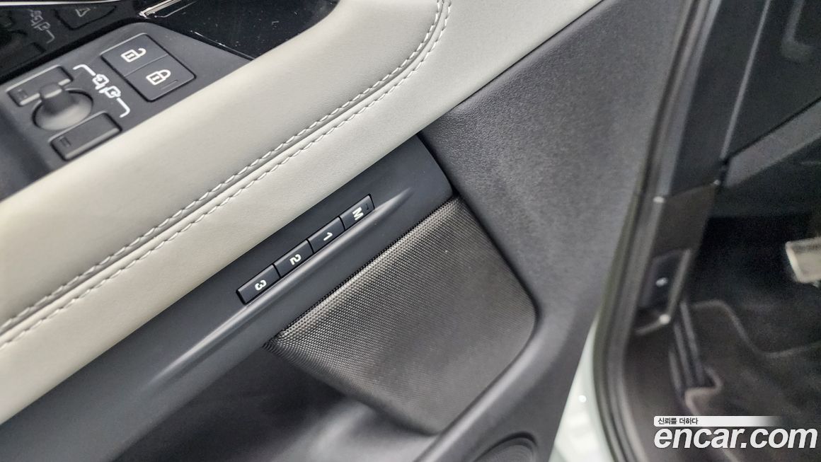 Land Rover Range Rover Evoque 2023