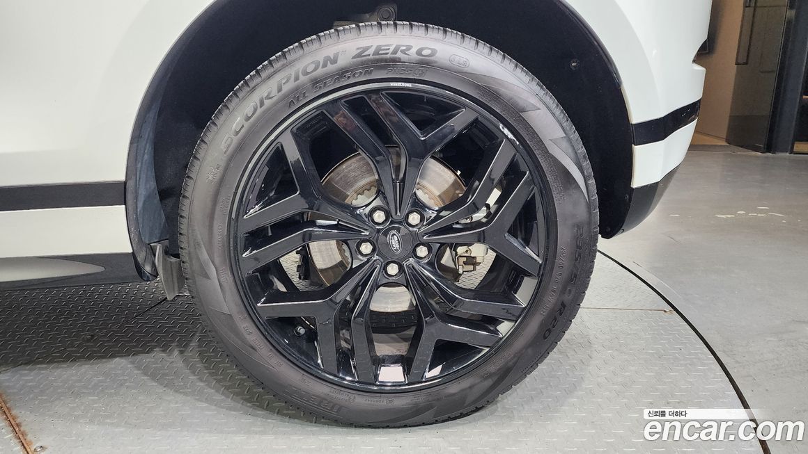 Land Rover Range Rover Evoque 2023