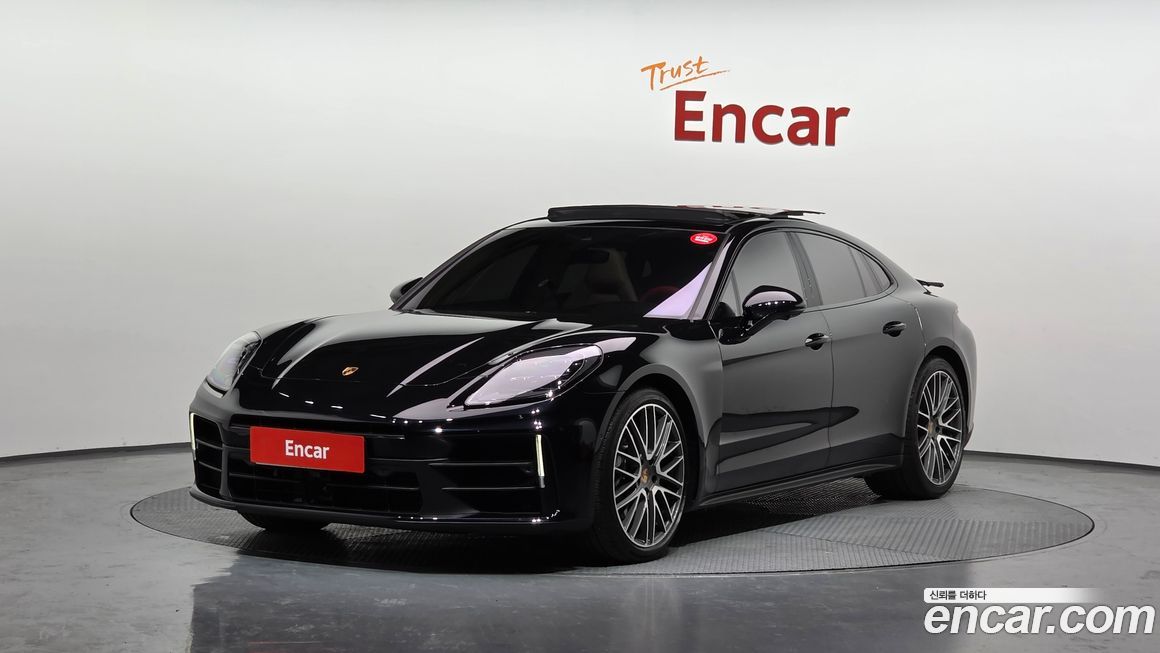 Porsche Panamera 2025