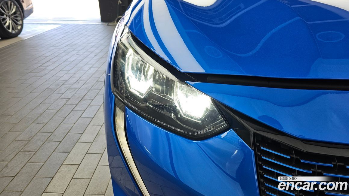 Peugeot 208 2022