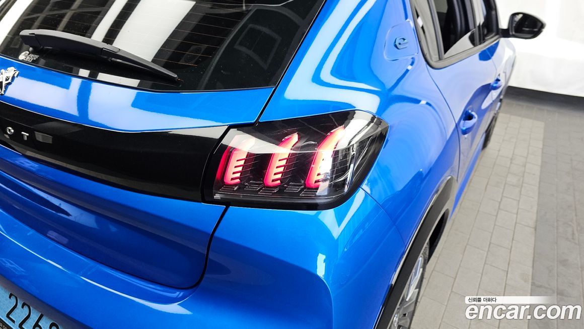Peugeot 208 2022