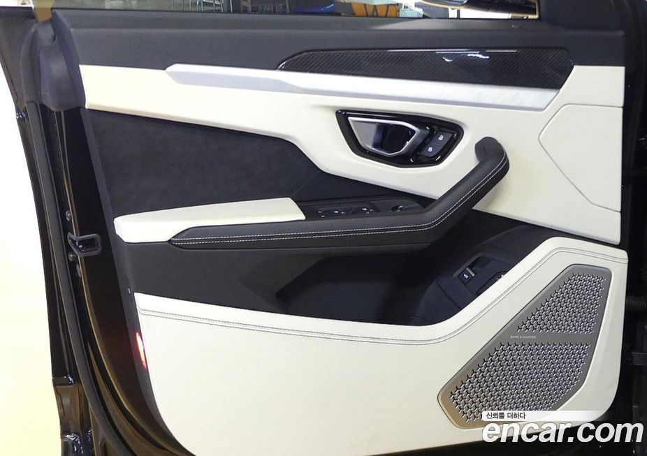 Lamborghini Urus 2019